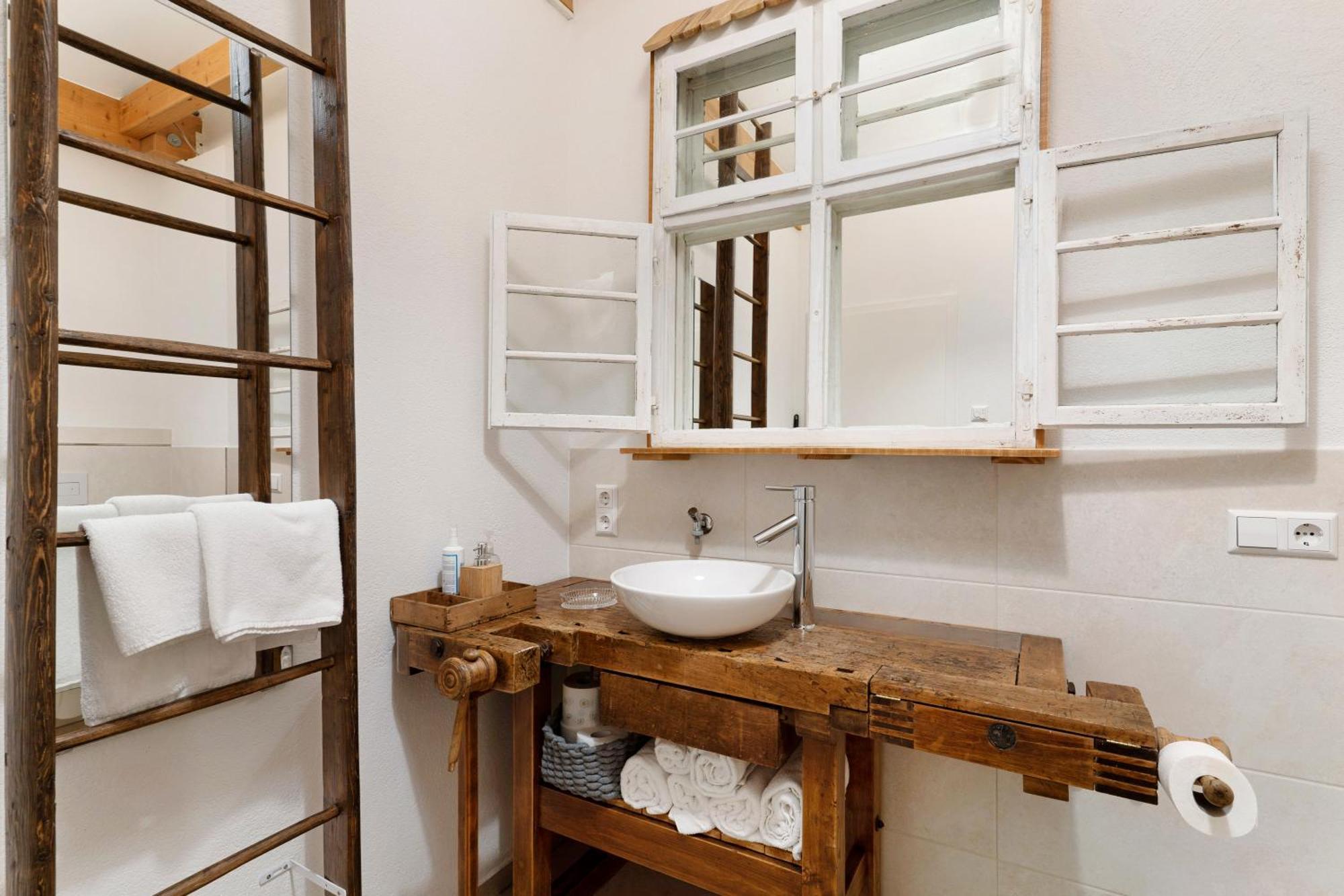 Ferienwohnung In Der Weinig Засбах ам Кайзерщул Екстериор снимка